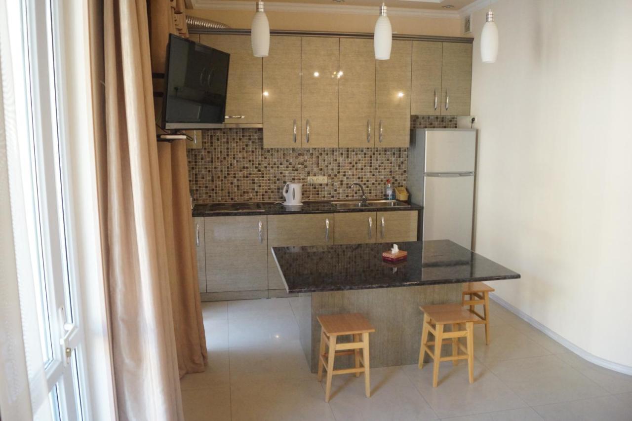 Arteast Hostel Yerevan Bagian luar foto