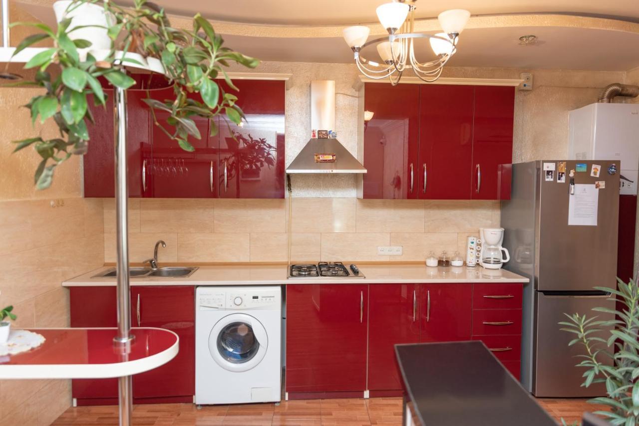 Arteast Hostel Yerevan Bagian luar foto