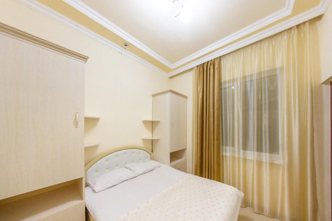 Arteast Hostel Yerevan Bagian luar foto